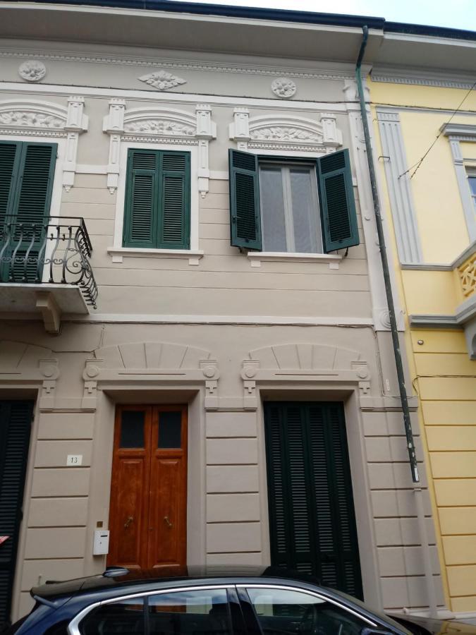 Willa Casa Sara Viareggio Zewnętrze zdjęcie